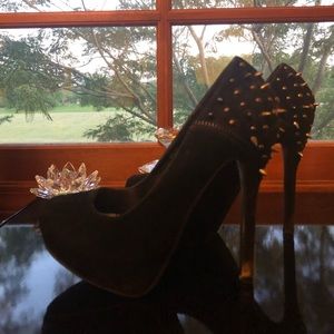 Black platform spike heel